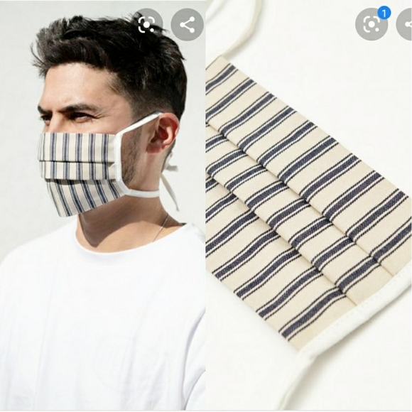 NWOT Lucky Brand Face Mask Navy Cream Stripes - Picture 2 of 7